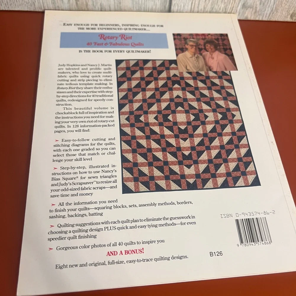 Rotary Riot 40 Fast & Fabulous‎ Quilts Judy Hopkins Nancy J Martin Book 1991